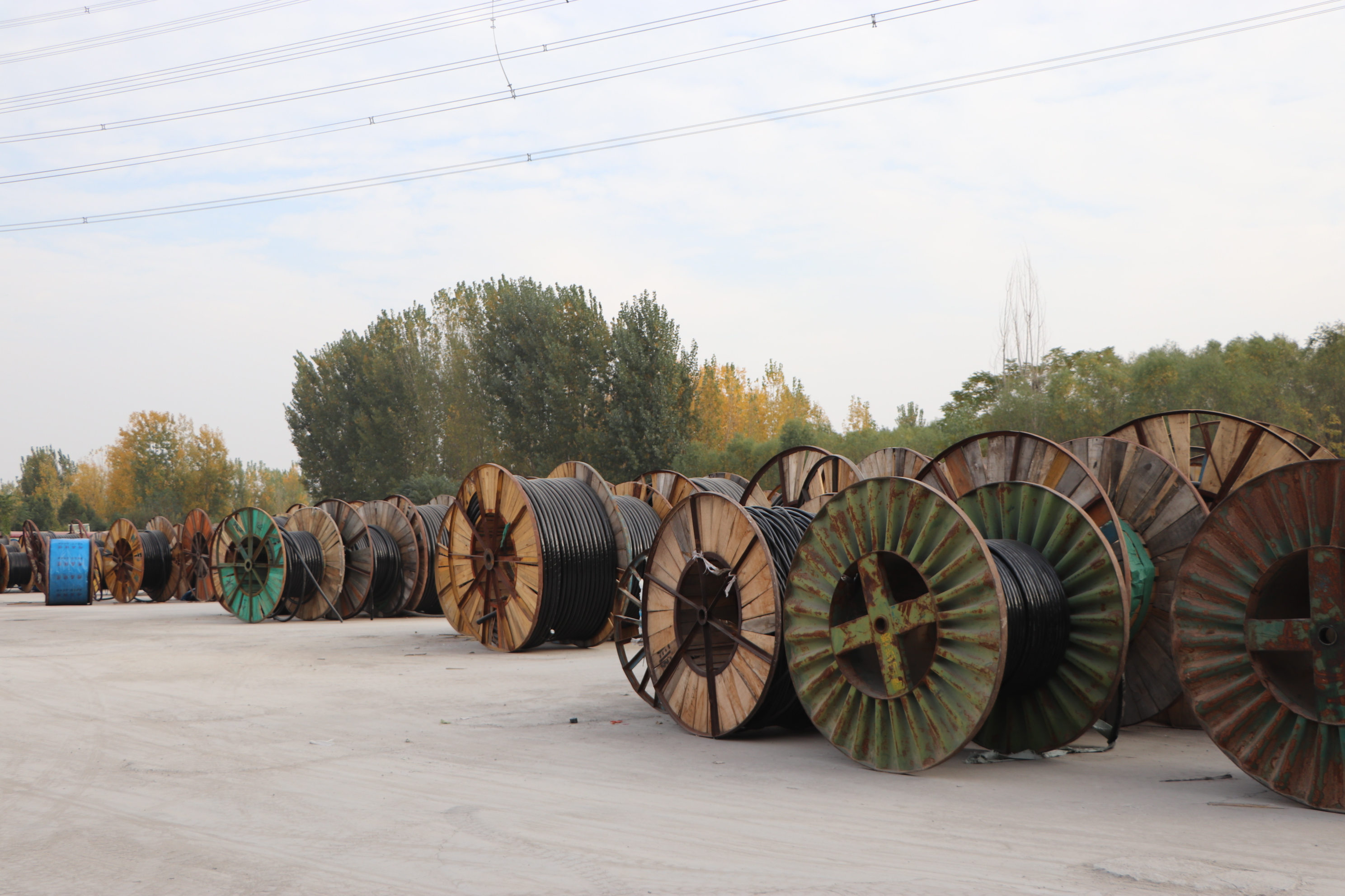 鄭州電線電纜廠電纜價格淺談0.6/1kv是幾平方線？